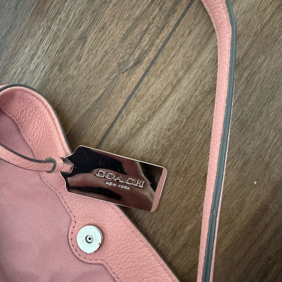 Coach Blush Pink Shoulder Bag - Picture 3 of 4